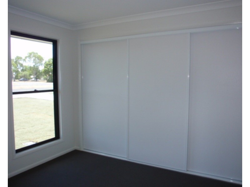 13 Burns Street, Capella QLD 4723