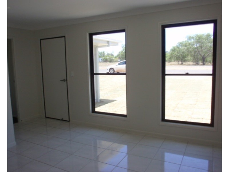 13 Burns Street, Capella QLD 4723