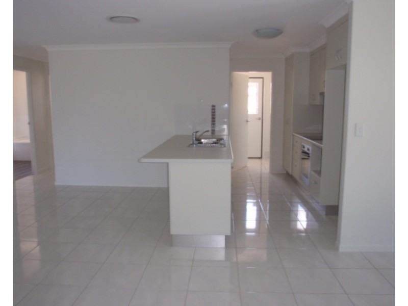 13 Burns Street, Capella QLD 4723