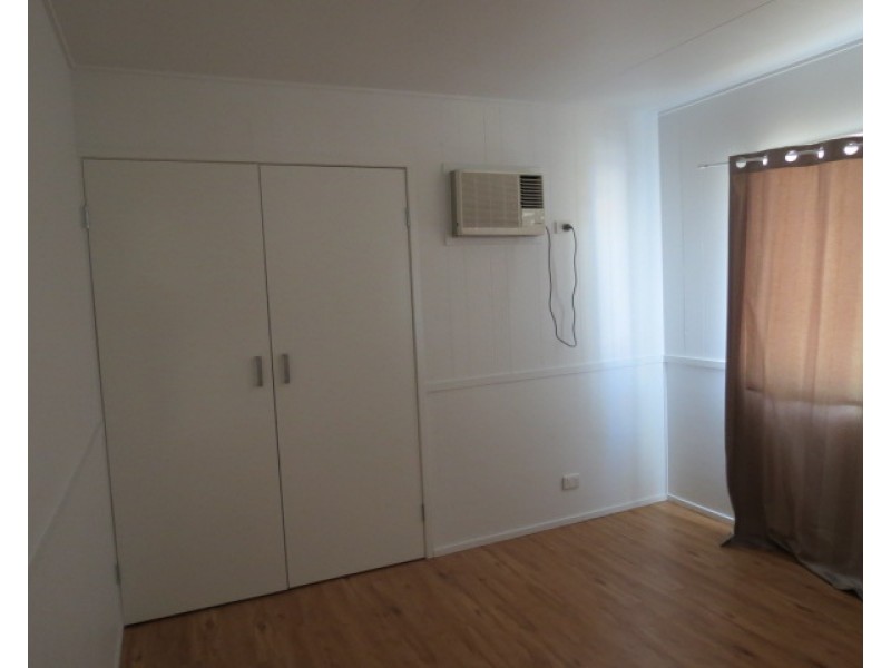 2 Round Tree Drive, Emerald QLD 4720