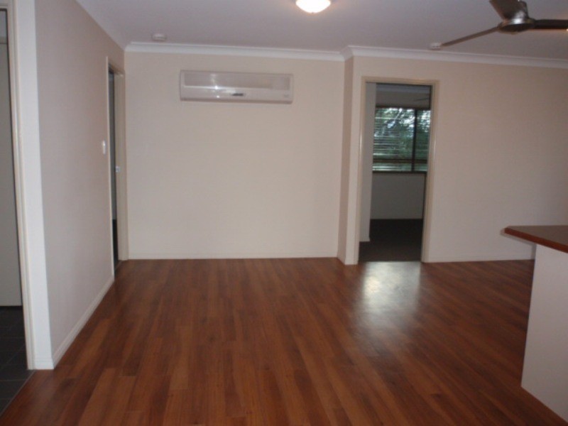 3 Vicki Close, Emerald QLD 4720