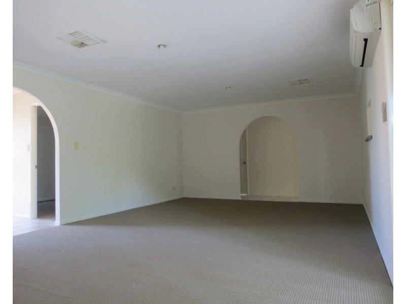 13 Staunton Street, Emerald QLD 4720