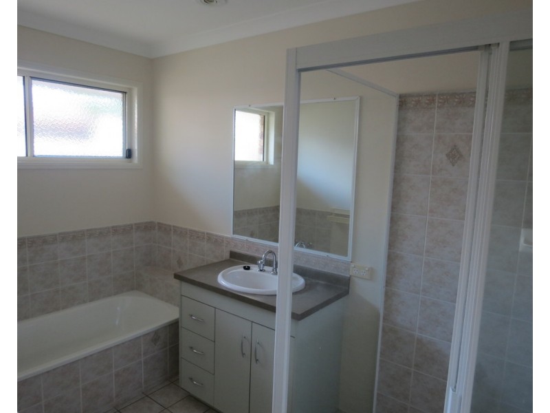 13 Staunton Street, Emerald QLD 4720