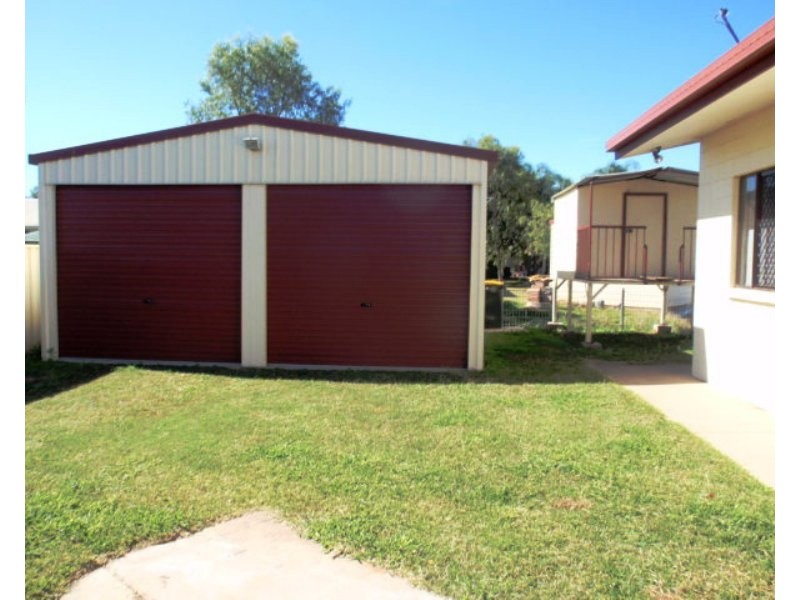 44 Colleen Avenue, Emerald QLD 4720