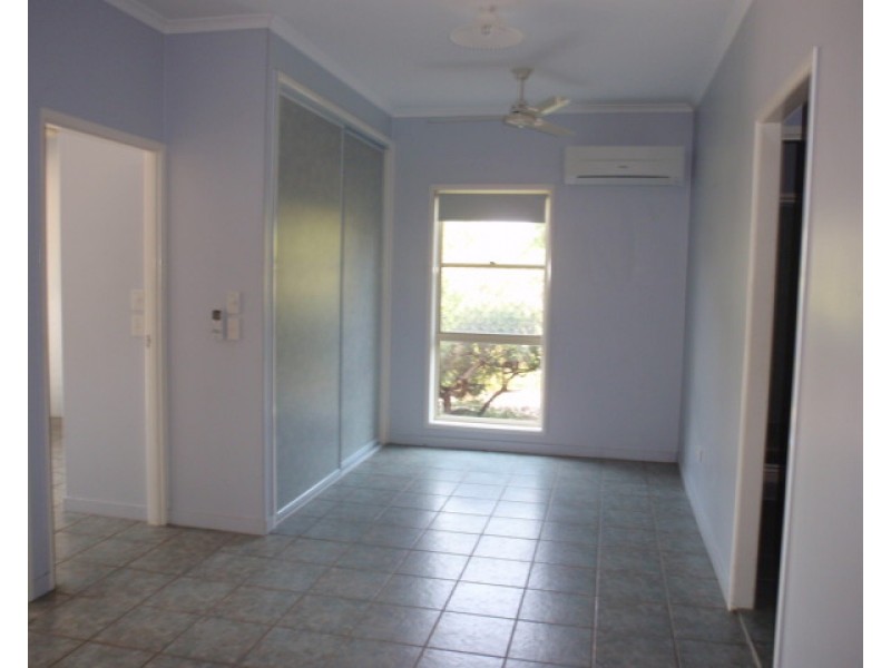 23 Cunningham Drive, Emerald QLD 4720