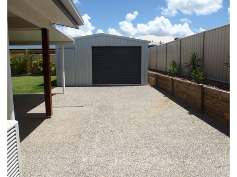 16 Pressler Road, Emerald QLD 4720
