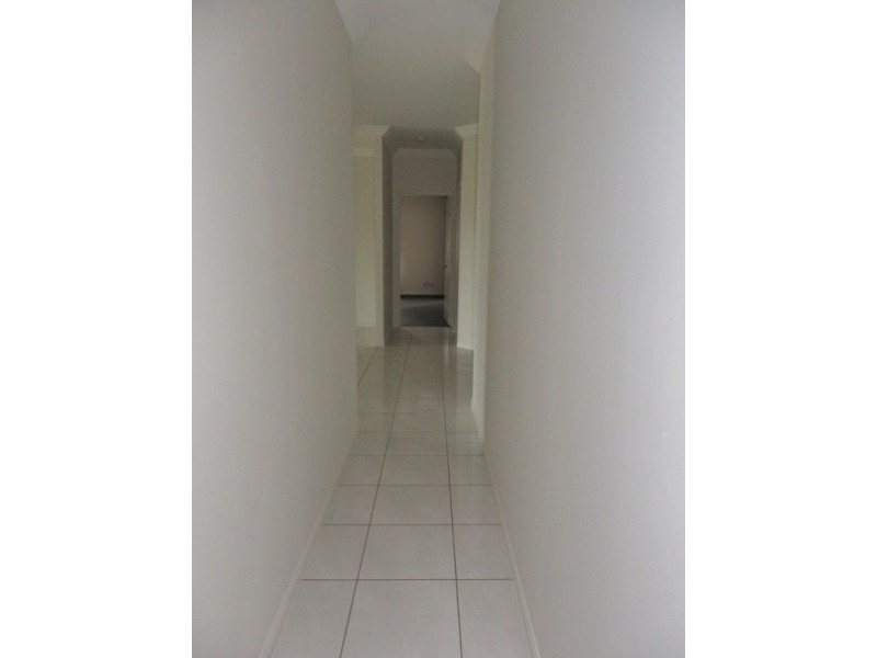 30 Berthun Street, Emerald QLD 4720