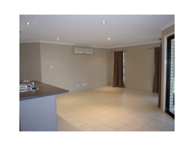 27a Haswell Street, Emerald QLD 4720