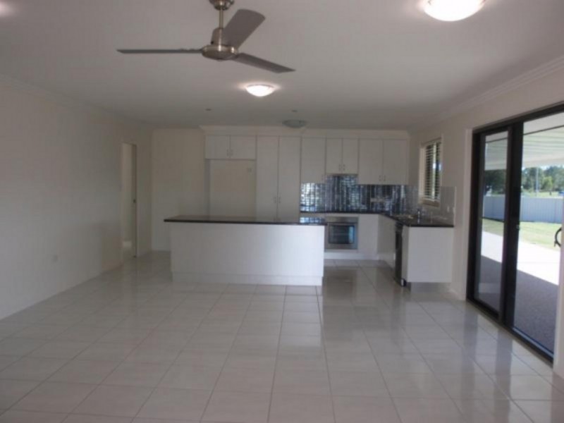 7 Blue Gums Drive, Emerald QLD 4720