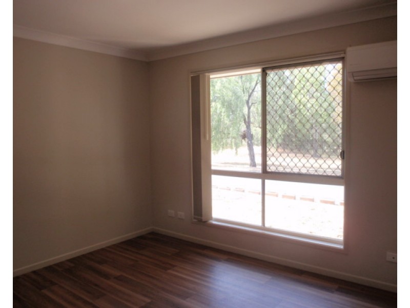 1/32 Riverview Street, Emerald QLD 4720