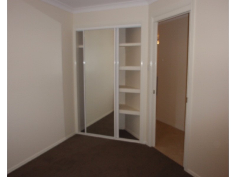 96 Baker Street, Emerald QLD 4720