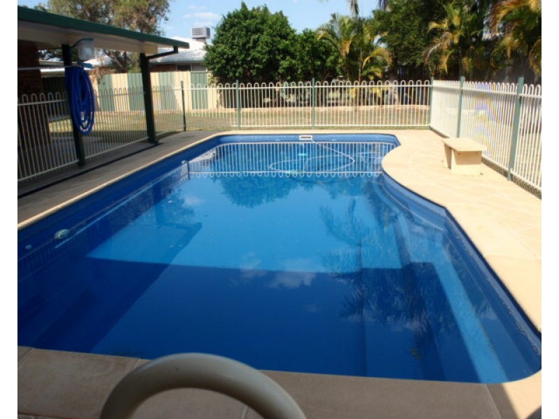 96 Baker Street, Emerald QLD 4720