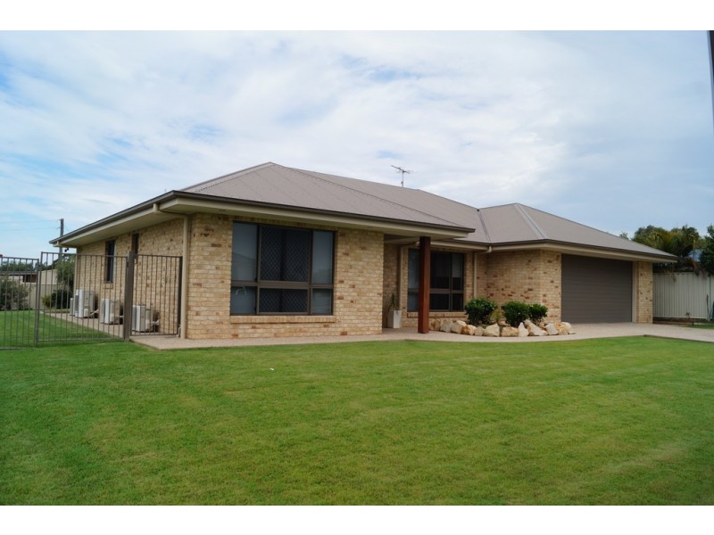 3 Moriarty Street, Emerald QLD 4720