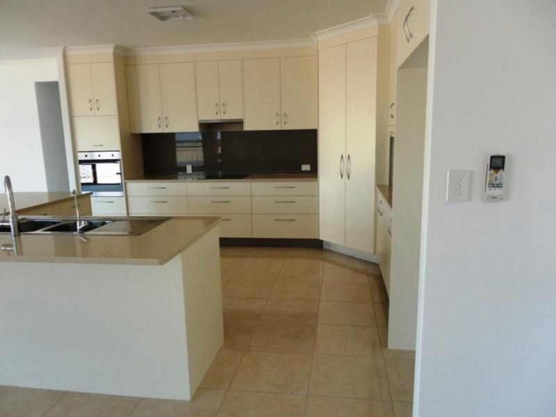 3 Moriarty Street, Emerald QLD 4720