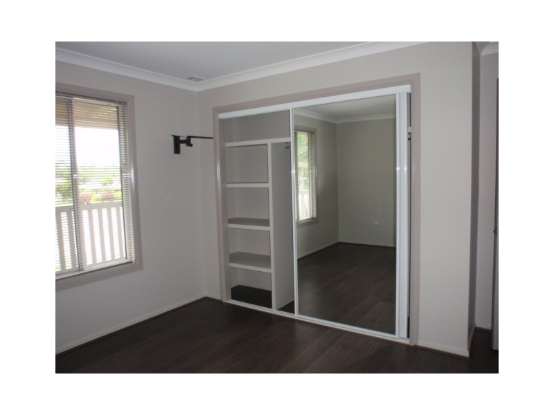 4 Waldby Court, Emerald QLD 4720