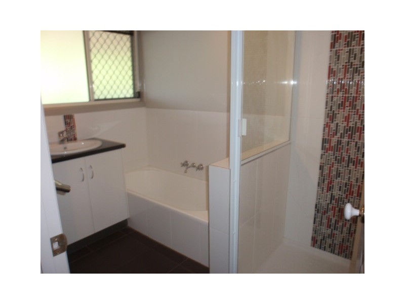 4 Waldby Court, Emerald QLD 4720
