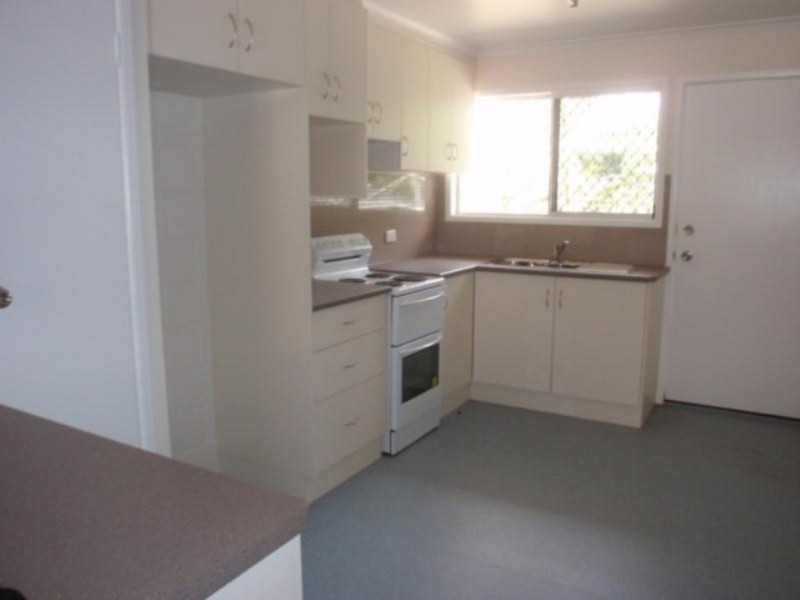 11B Cypress Drive, Emerald QLD 4720