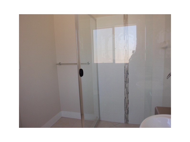 16 Ivers Place, Emerald QLD 4720