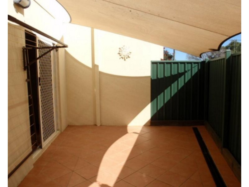 6/52 Borilla Street, Emerald QLD 4720
