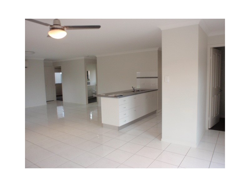 3 Berthun Drive, Emerald QLD 4720