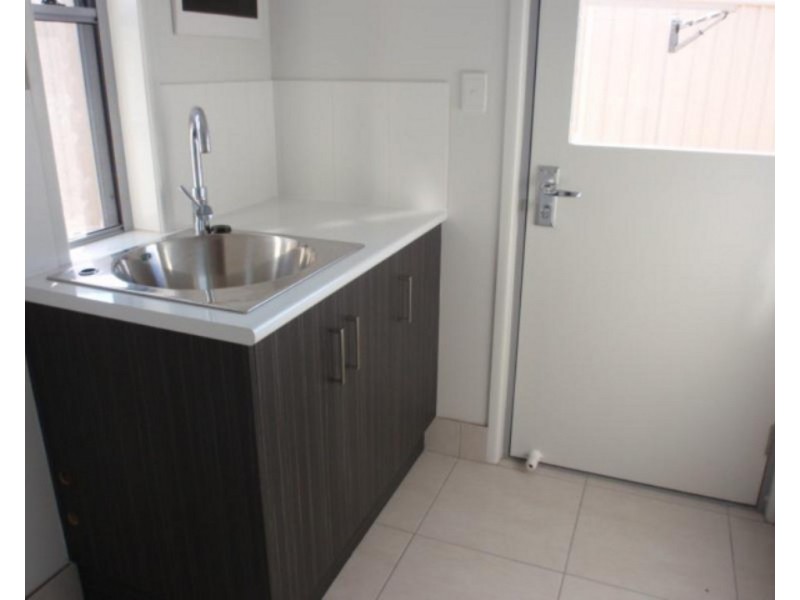 Villa 1 Mooney Crescent (The Vybe), Emerald QLD 4720