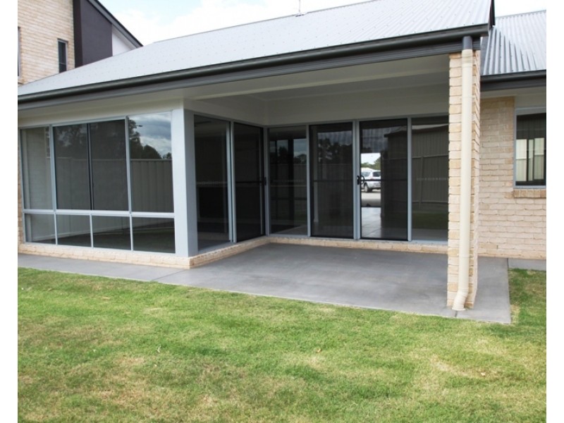 Villa 1 Mooney Crescent (The Vybe), Emerald QLD 4720