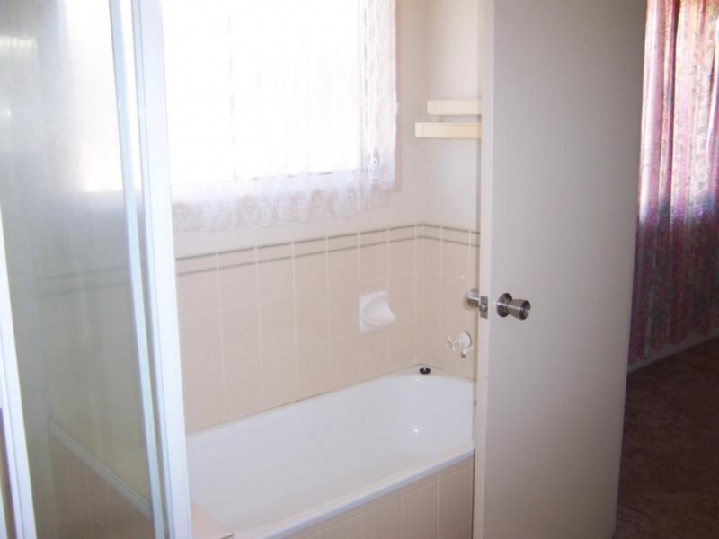 5 Statesman Drive, Emerald QLD 4720