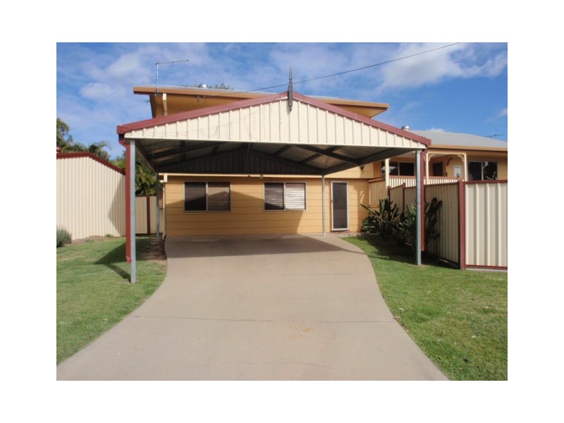 7 Andrea Place, Emerald QLD 4720