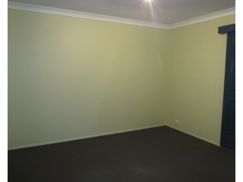 14a Old Airport Drive, Emerald QLD 4720