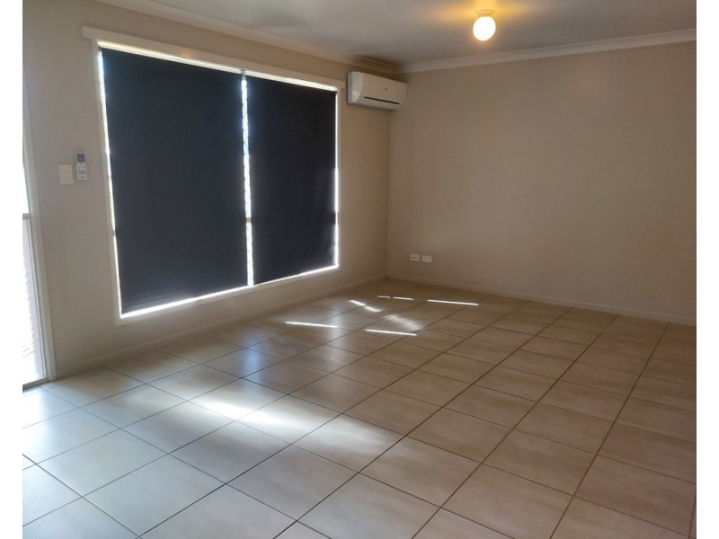 7 Louisa Court, Emerald QLD 4720