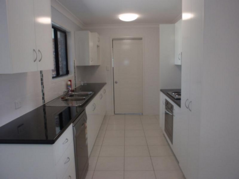 22 Mayfair Drive, Emerald QLD 4720