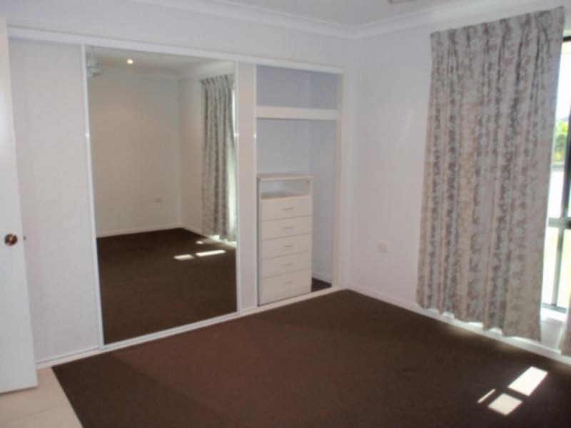 22 Mayfair Drive, Emerald QLD 4720