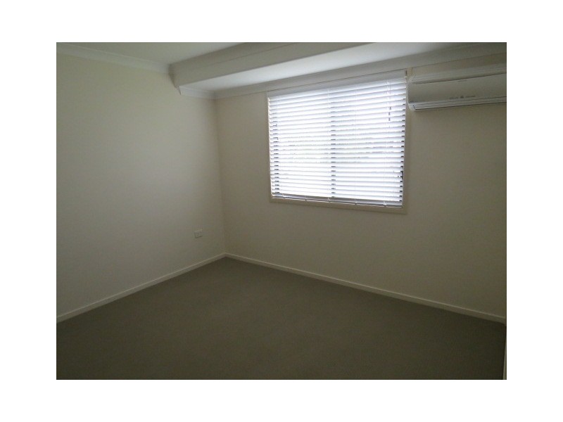 1 Kaitlyn Place, Emerald QLD 4720