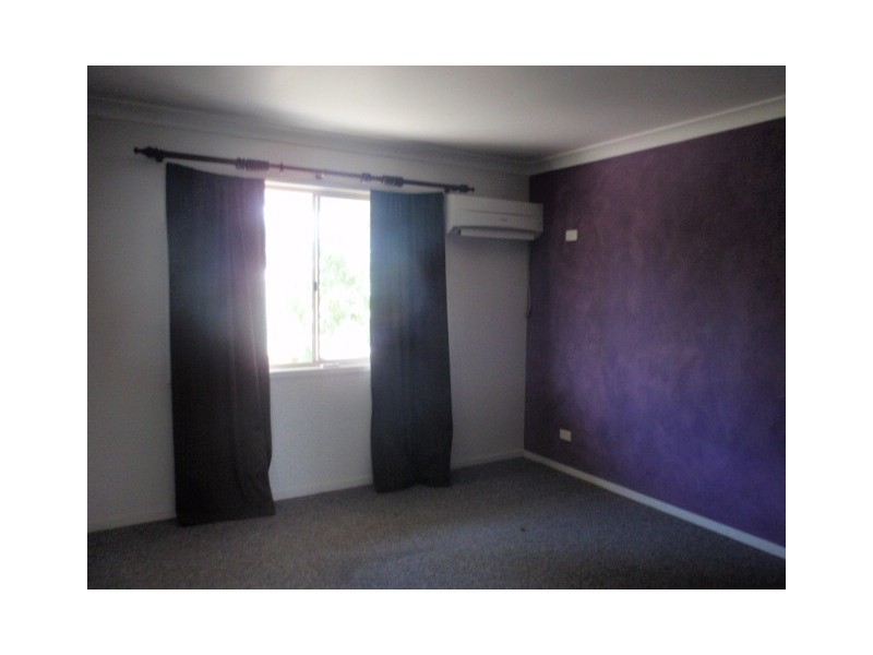 3 Chalmers Crescent, Emerald QLD 4720