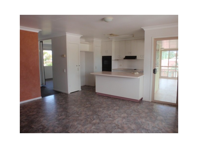 3 Chalmers Crescent, Emerald QLD 4720