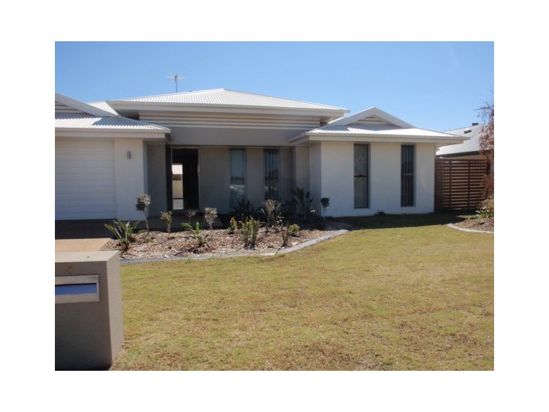 5 Canterbury Street, Emerald QLD 4720