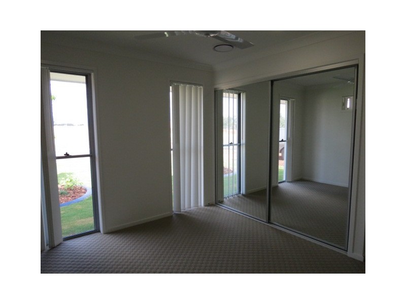 5 Canterbury Street, Emerald QLD 4720