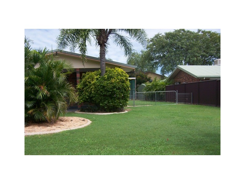 3 Roseanne Road, Emerald QLD 4720