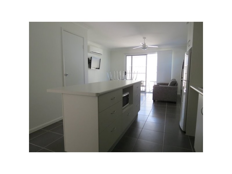 7/18 Theresa Street, Emerald QLD 4720
