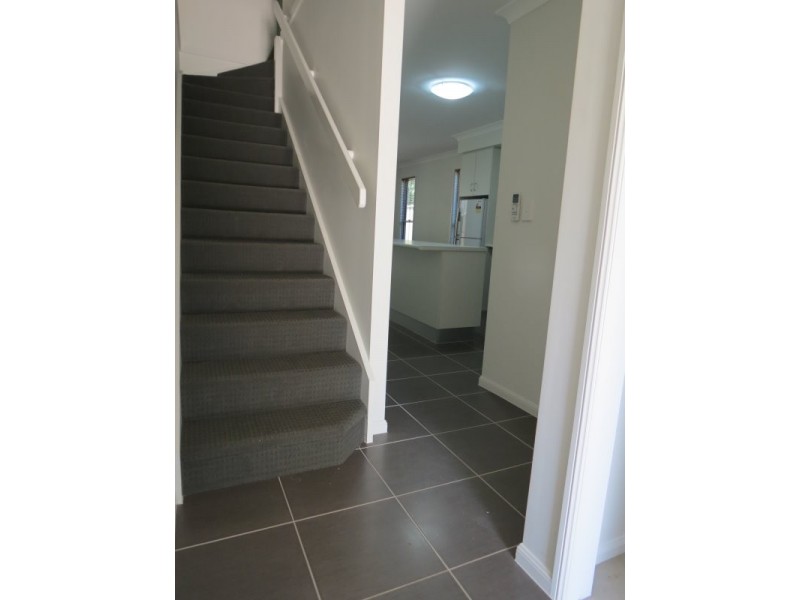 7/18 Theresa Street, Emerald QLD 4720