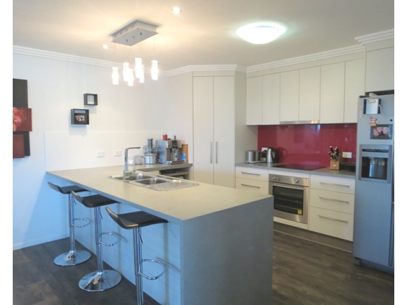 2/12 Wright Street, Emerald QLD 4720