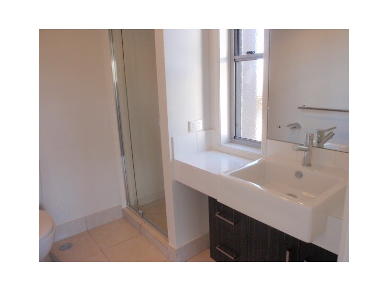 Villa 8 ‘The Vybe’   20-24 Mooney Crescent, Emerald QLD 4720