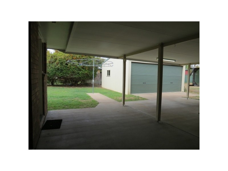 53 Staal Crescent, Emerald QLD 4720