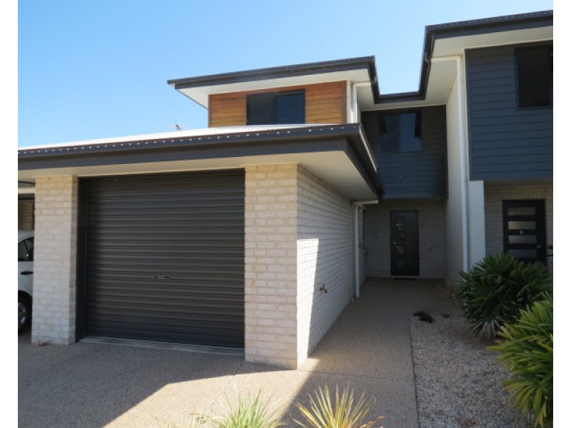2/38 LONG STREET, Emerald QLD 4720