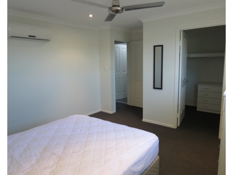 2/38 LONG STREET, Emerald QLD 4720