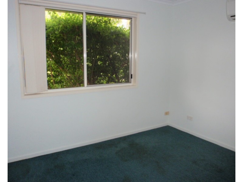 18 Eubar Place, Emerald QLD 4720