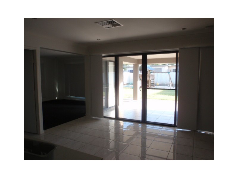 3 Charlton Street, Emerald QLD 4720