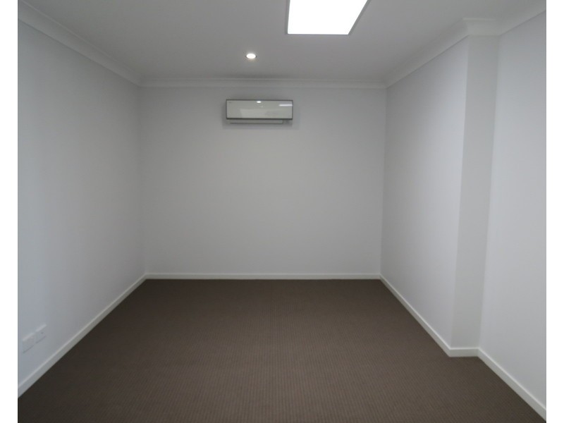 4 Jade Street, Emerald QLD 4720