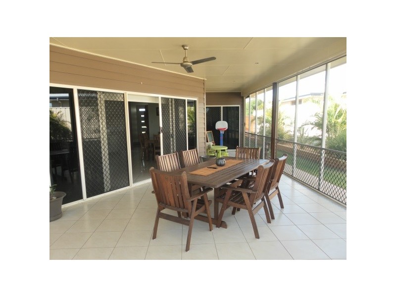 6 Saville Street, Emerald QLD 4720