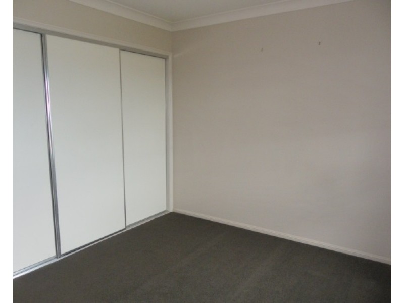 23 Mayfair Drive, Emerald QLD 4720